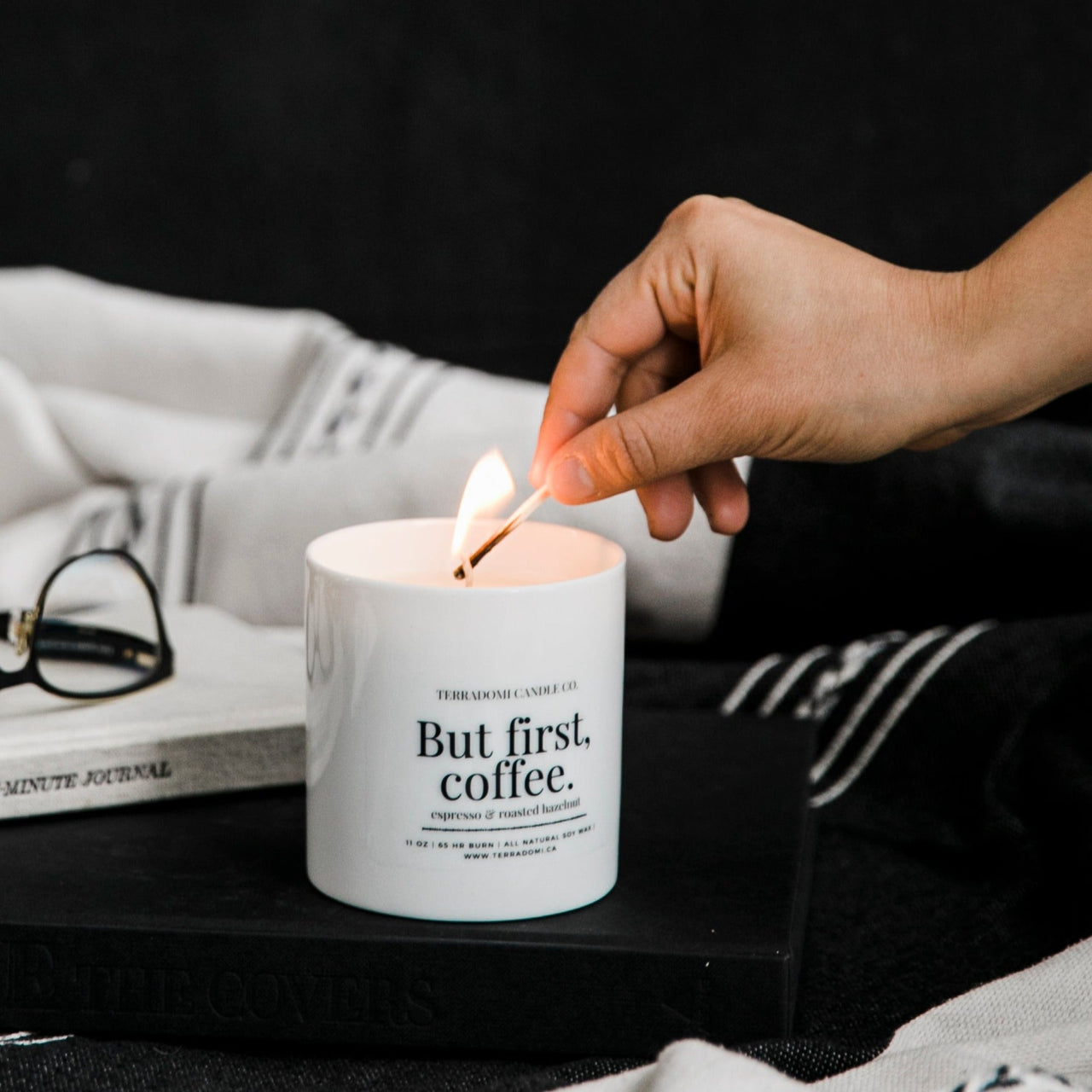 lighting coffee scented candle