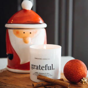 cinnamon clove vanilla candle