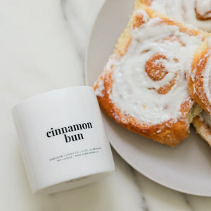 cinnamon scented candle